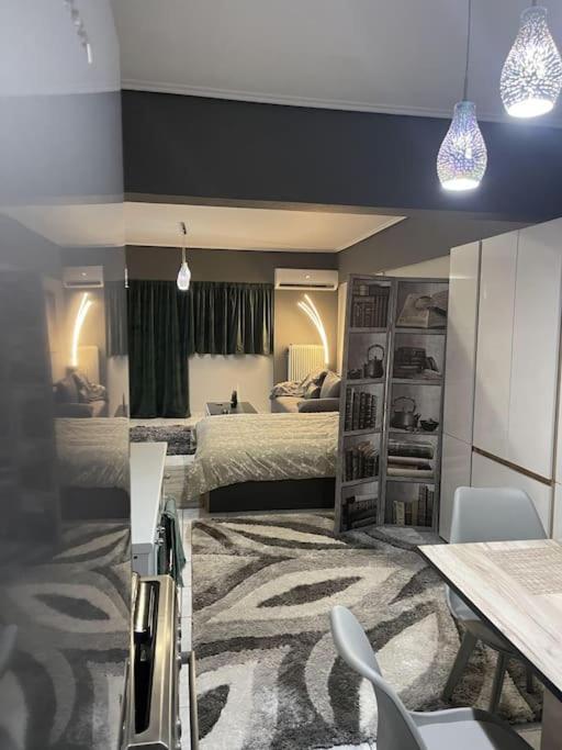Central Modern Apartment 沃洛斯 外观 照片