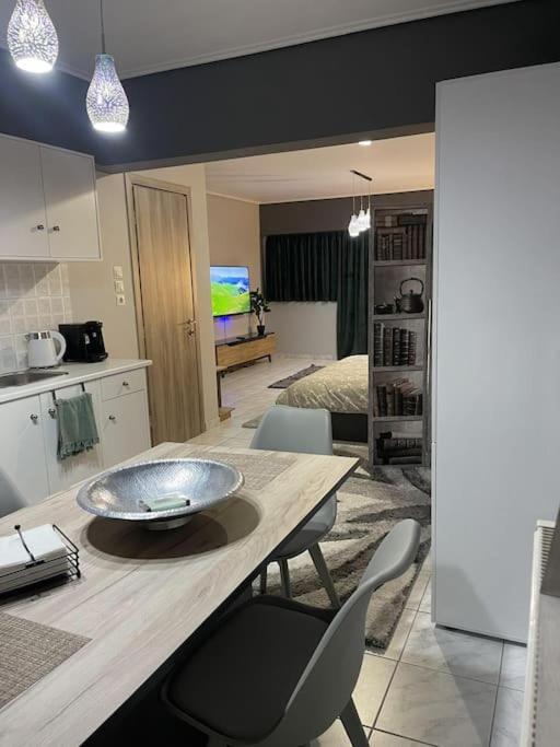 Central Modern Apartment 沃洛斯 外观 照片